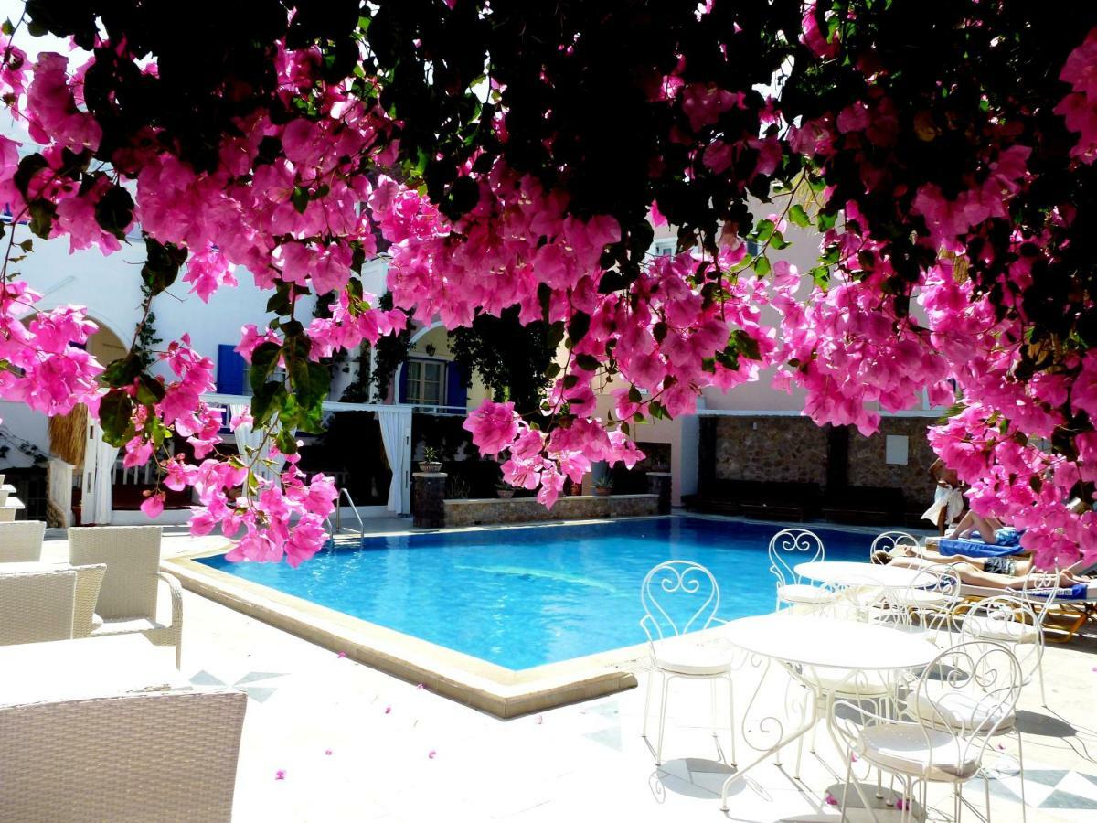 Bougainvillea Suites Kamári Esterno foto
